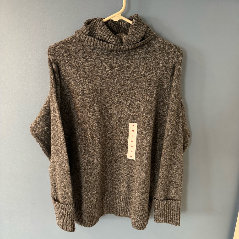 Old Navy Grey Sweater